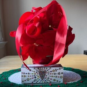 🩷🌹🩷  BRIGHTON GIFT BOX WITH RIBBON 🩷🌹🩷 NWOT 🩷🌹🩷